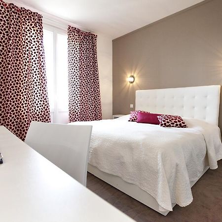 Hotel Radio - Teritoria Chamalieres Phòng bức ảnh